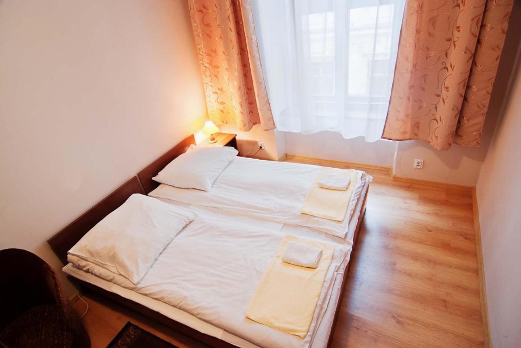 Cracow Apartments 24 Krakau Buitenkant foto